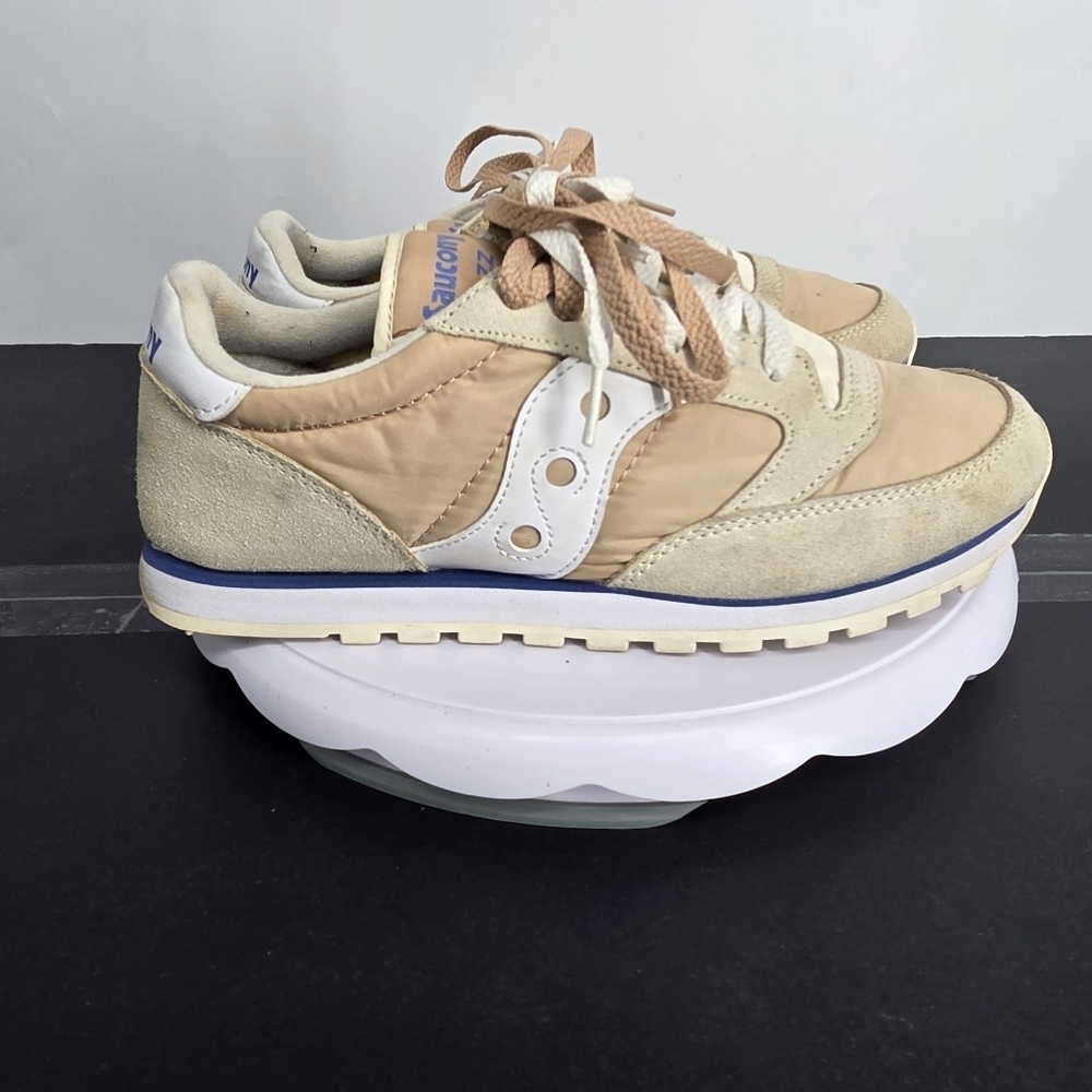 Saucony JAZZ Low Pro Sneakers Women 9.5 Shoes Tan Beige Suede Cream Retro Runner - Picture 8 of 9